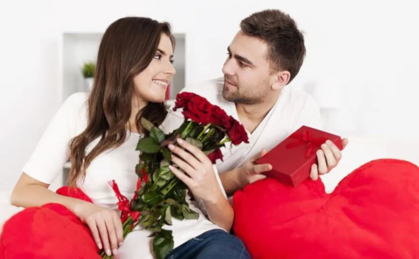 Propose Day 2023: इस वैलेंटाइन डे ऐसे करें अपने प्यार का इजहार, इन तरीकों को अपनाकर अपने पार्टनर को करें इम्प्रेस