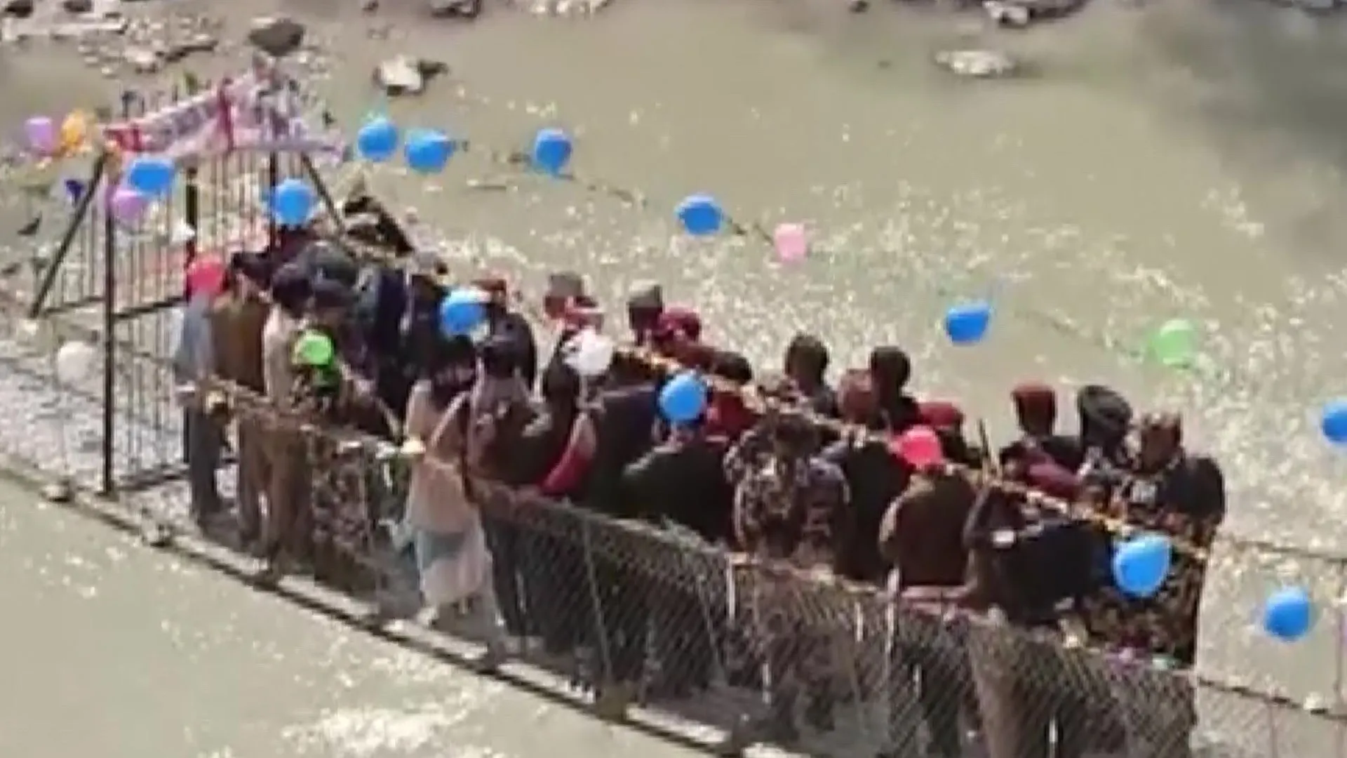 Uttarakahnd India Nepal Border: काली नदी पर बने दो झूलापुल शुरू, लोगों को आवागमन में होगी सुविधा 