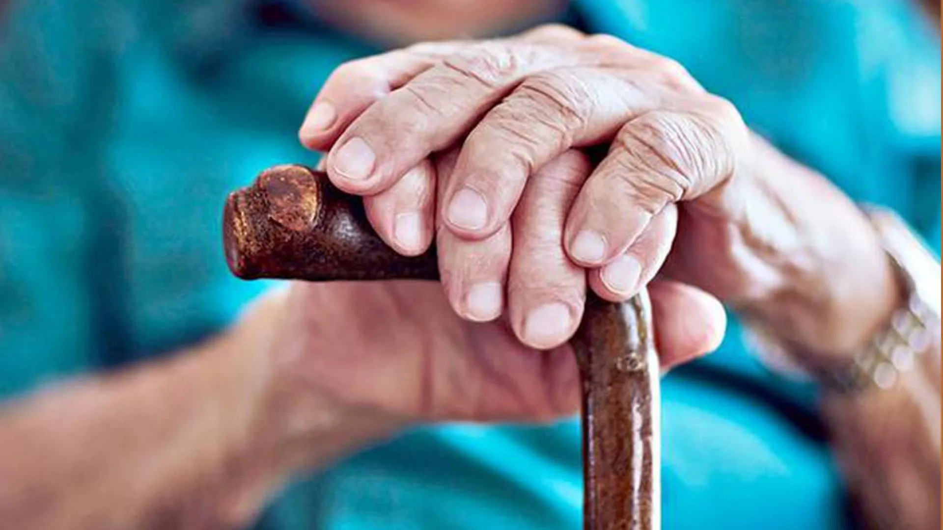 जहर खाकर SSP दफ्तर पहुंचा पति (12)