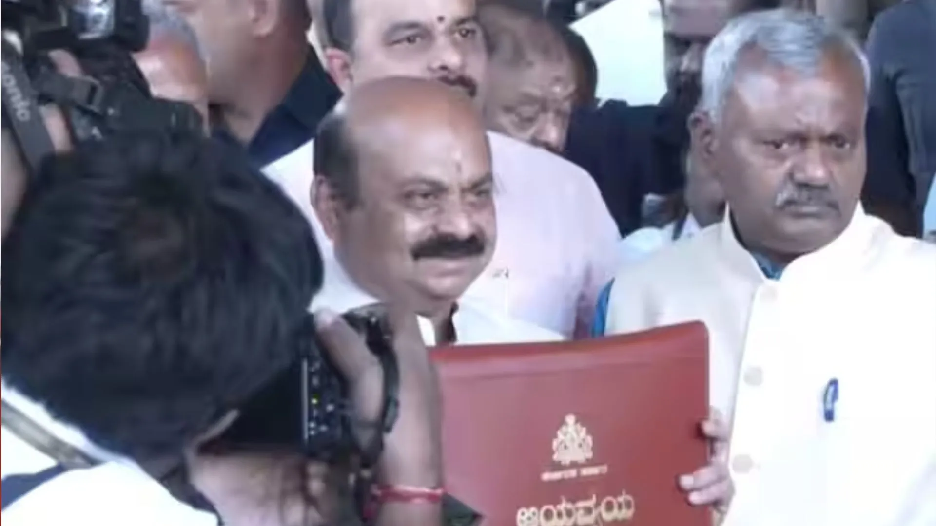 कर्नाटक बजट: मुख्यमंत्री बोम्मई ने किसानों के लिए सब्सिडी और ऋण सुविधा बढ़ाने की घोषणा की 