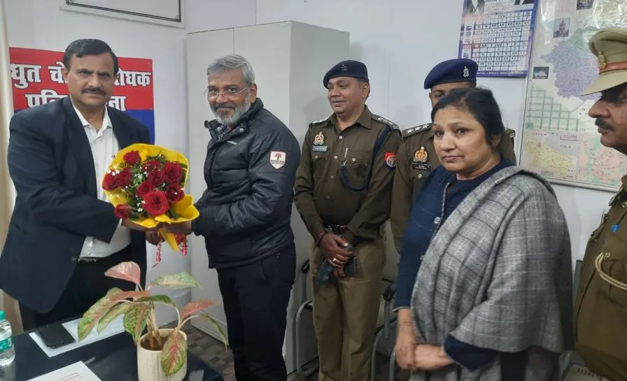 डीजी विजिलेंस एसएन साबत पहुंचे बरेली, अधिशासी अभियंता ने किया स्वागत