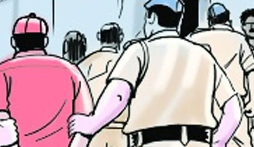 पुंछ से करोड़ों रुपये के मादक पदार्थ जब्त, पूर्व आतंकवादी सहित तीन गिरफ्तार 