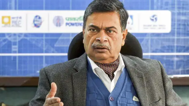 जोशीमठ के अति निकटवर्ती क्षेत्र में कोई जल विद्युत परियोजना नहीं : केंद्रीय मंत्री आर के सिंह 