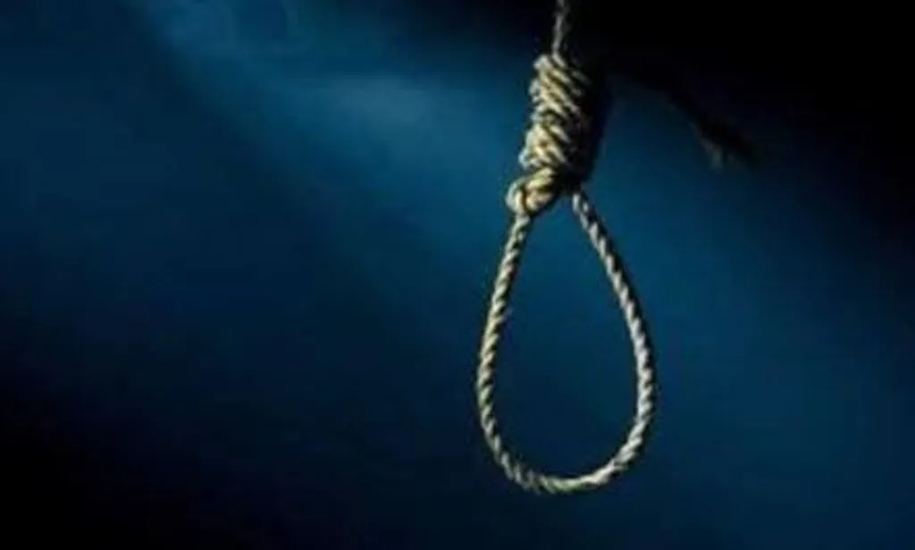 बरेली: किशोरी ने लगाई फांसी, परिवार में मचा कोहराम