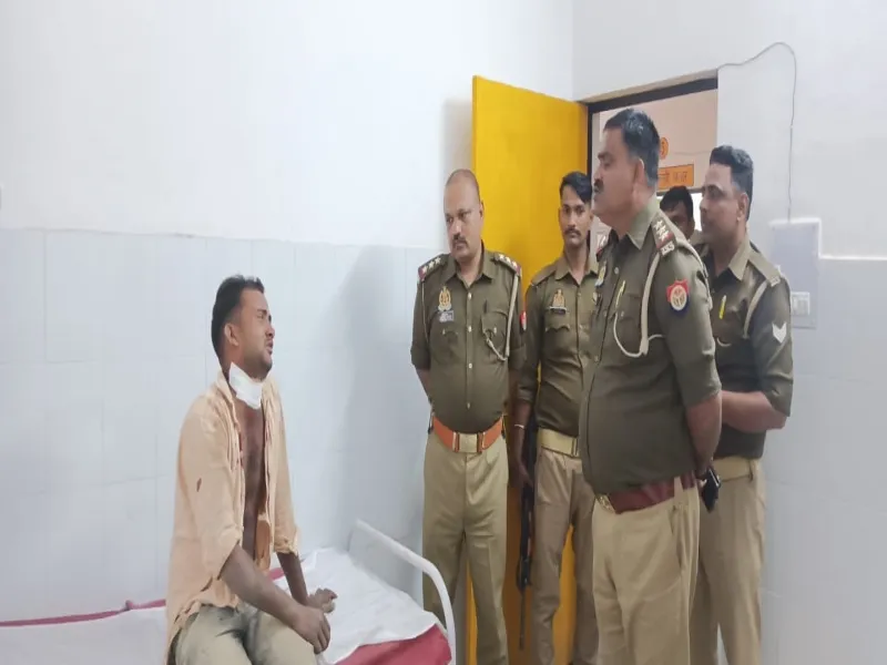हरदोई : थाने में युवक ने ब्लेड से काटा अपना गला, अस्पताल में भर्ती