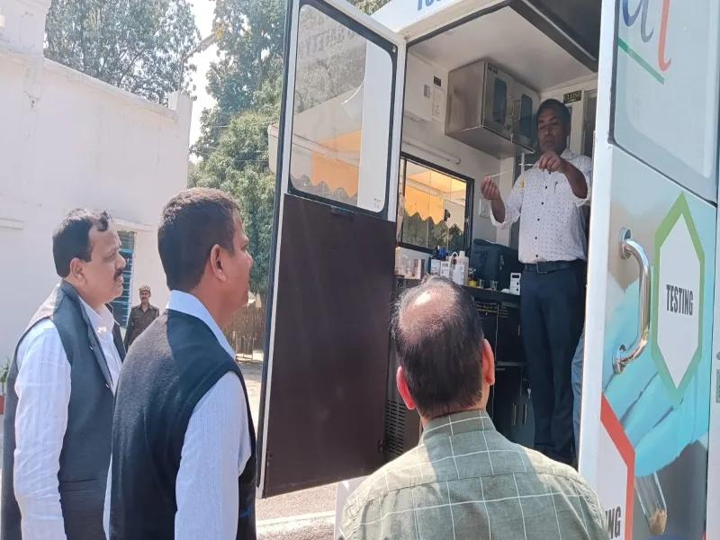 अयोध्या : मिलावटी खाद्य पदार्थों की जांच हुई आसान, मिनटों में आयेगा परिणाम