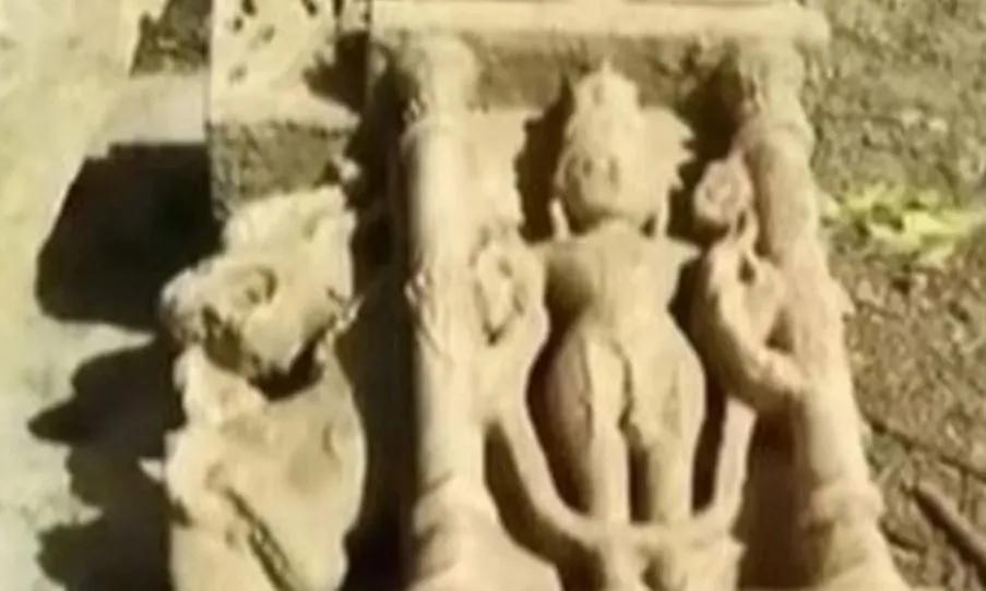 मणिपुर में तीन सदी पुरानी मूर्ति को खंडित करने के खिलाफ प्रदर्शन