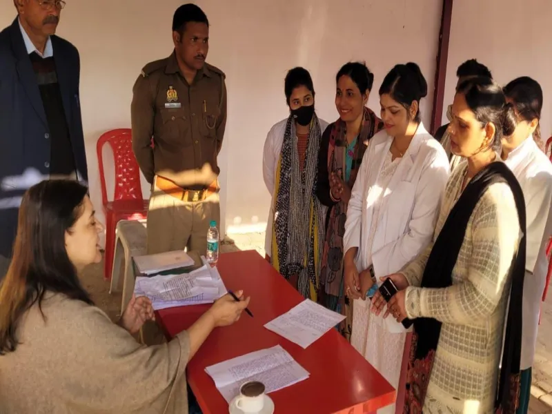 चार साल के कार्यों का रिपोर्ट कार्ड देने आई हूं : मेनका गांधी  