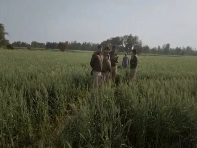 उन्नाव में महिला अपराधों की बाढ़, खेत में युवती का अर्धनग्न शव मिलने से मची सनसनी 