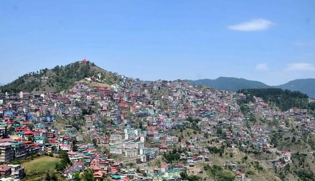 स्थानीय लोगों, पर्यावरणविदों ने शिमला में बढ़ते तापमान, घटते हिम आच्छादित क्षेत्रों पर जताई चिंता 
