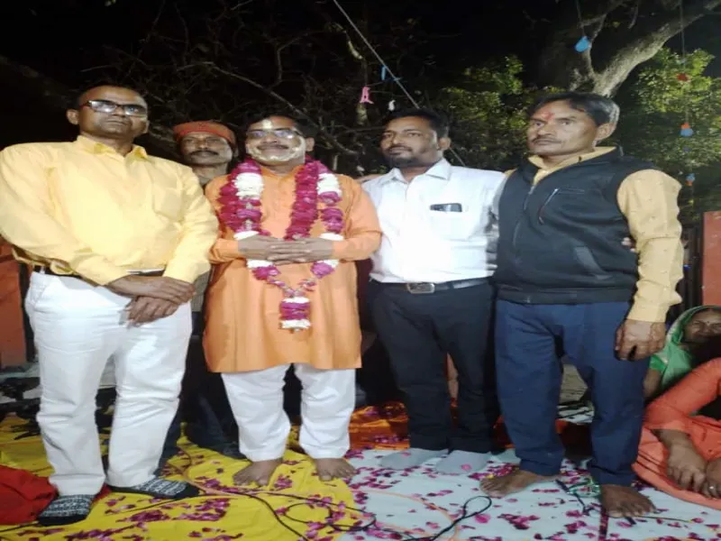 सीतापुर : संगीतमय सुंदरकांड पाठ व भजन पर झूमे भक्त