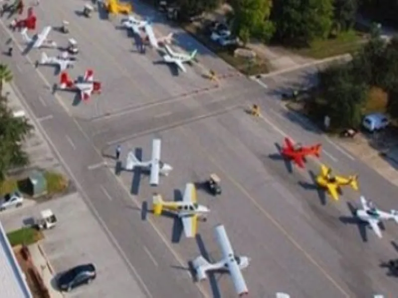 एक ऐसा गांव जहां सबके पास है अपना प्लेन, उसी से जाते हैं नाश्ता करने