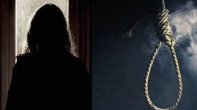 मुरादाबाद: पति के सामने फंदे से झूली विवाहिता, 12 साल पुराने प्रेम प्रसंग का शराब ने किया दर्दनाक अंत