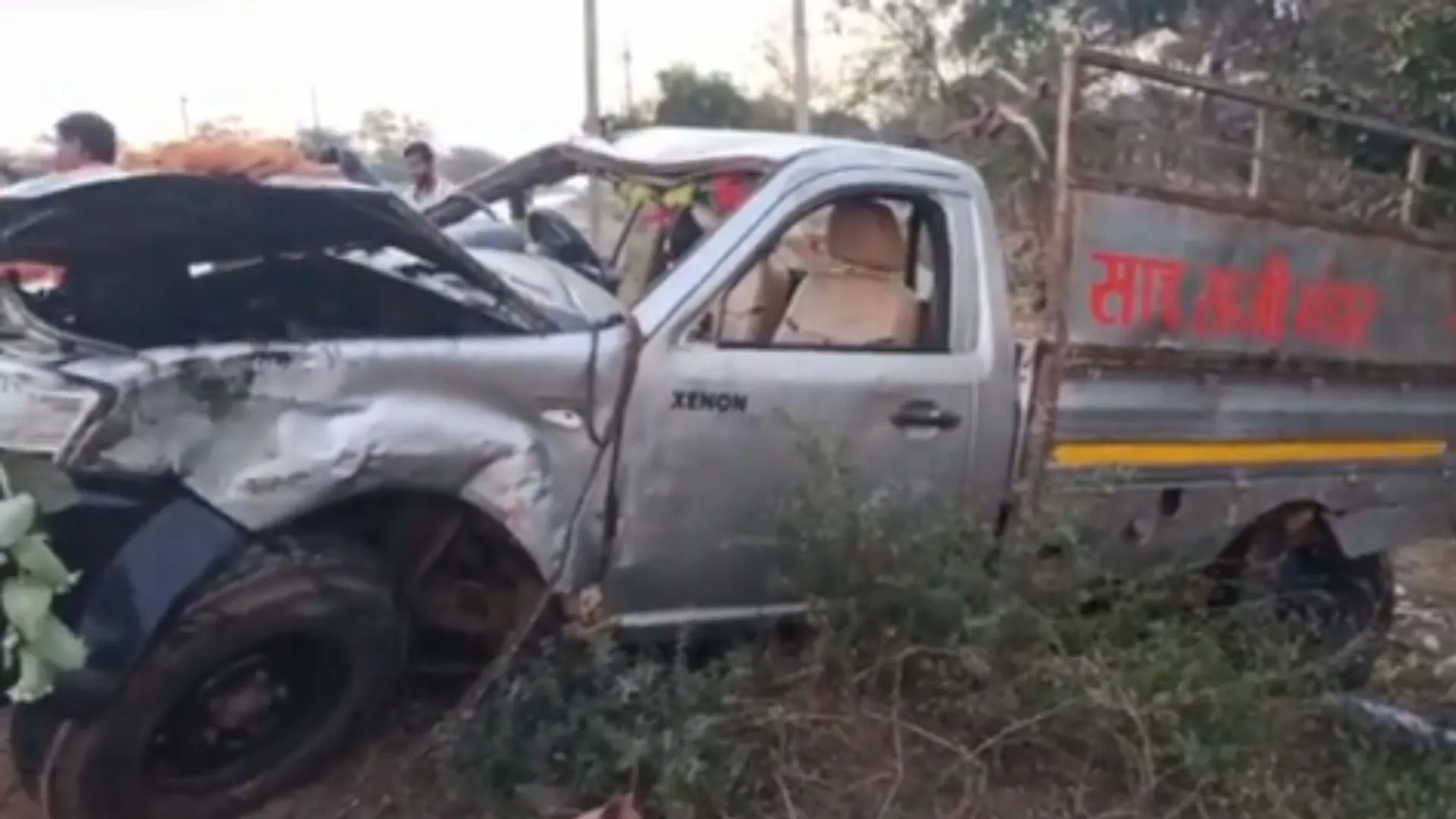 छत्तीसगढ़ : पिकअप वैन और ट्रक की टक्कर में 11 लोगों की मौत, 12 घायल