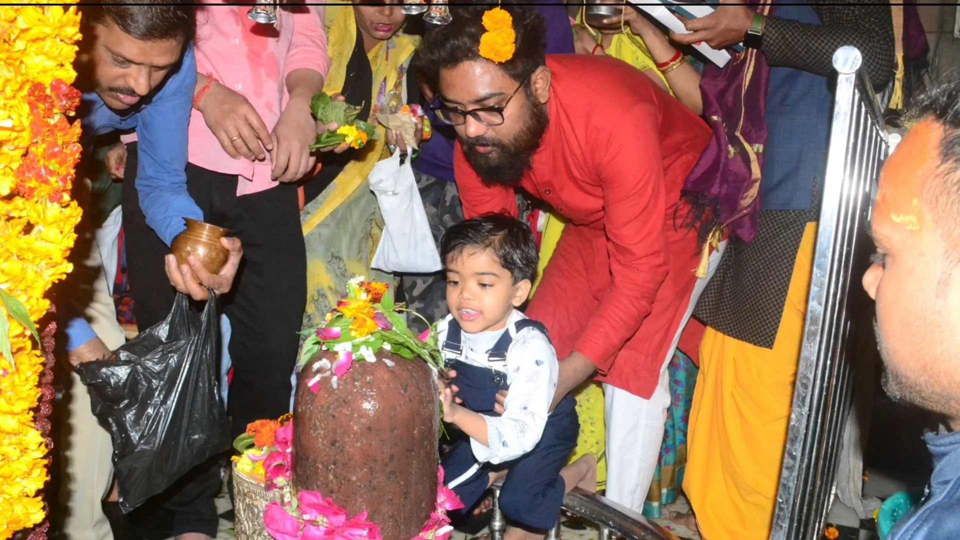 पीलीभीत : महाशिवरात्रि पर भोले की भक्ति में रम गया तराई, हर-हर शंभू के जयकारों से गूंजे शिवालय