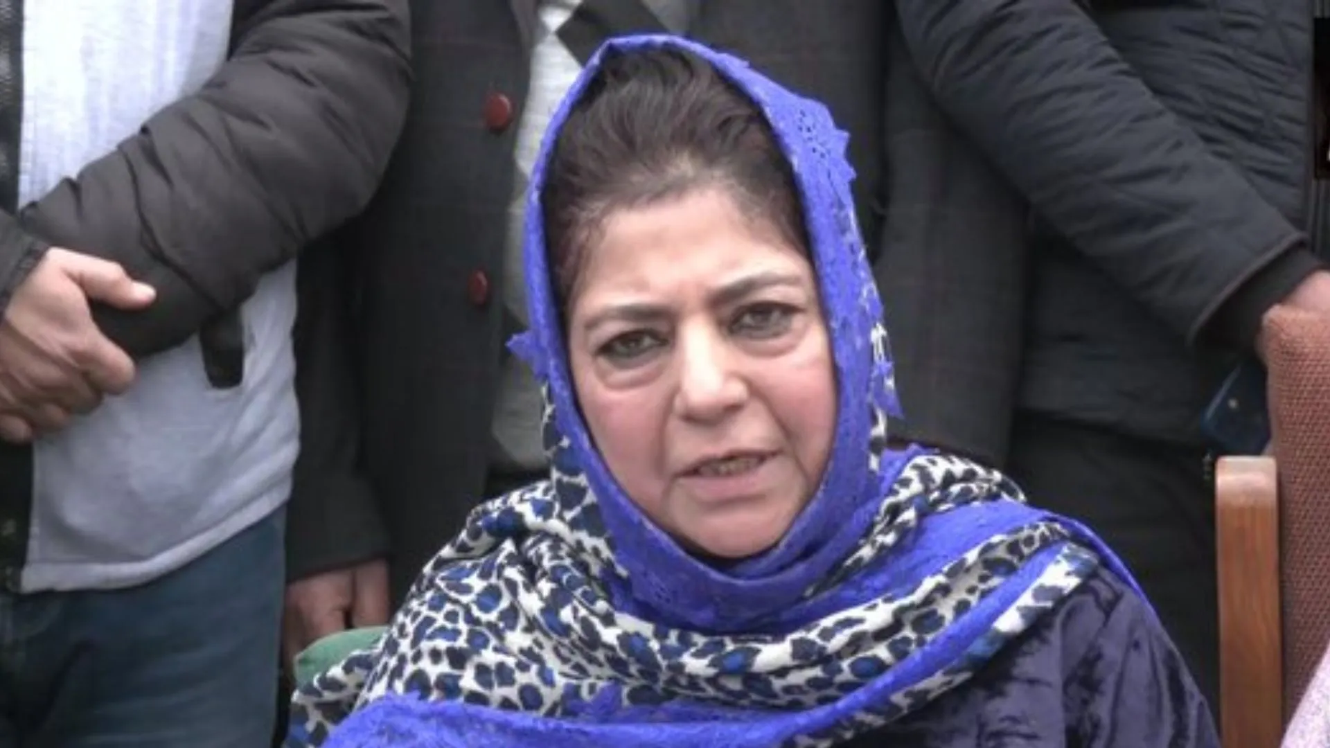 अपनी जमीन का कंट्रोल आप अपने हाथ में ले लें : डिमोलिशन ड्राइव बोलीं महबूबा मुफ्ती 