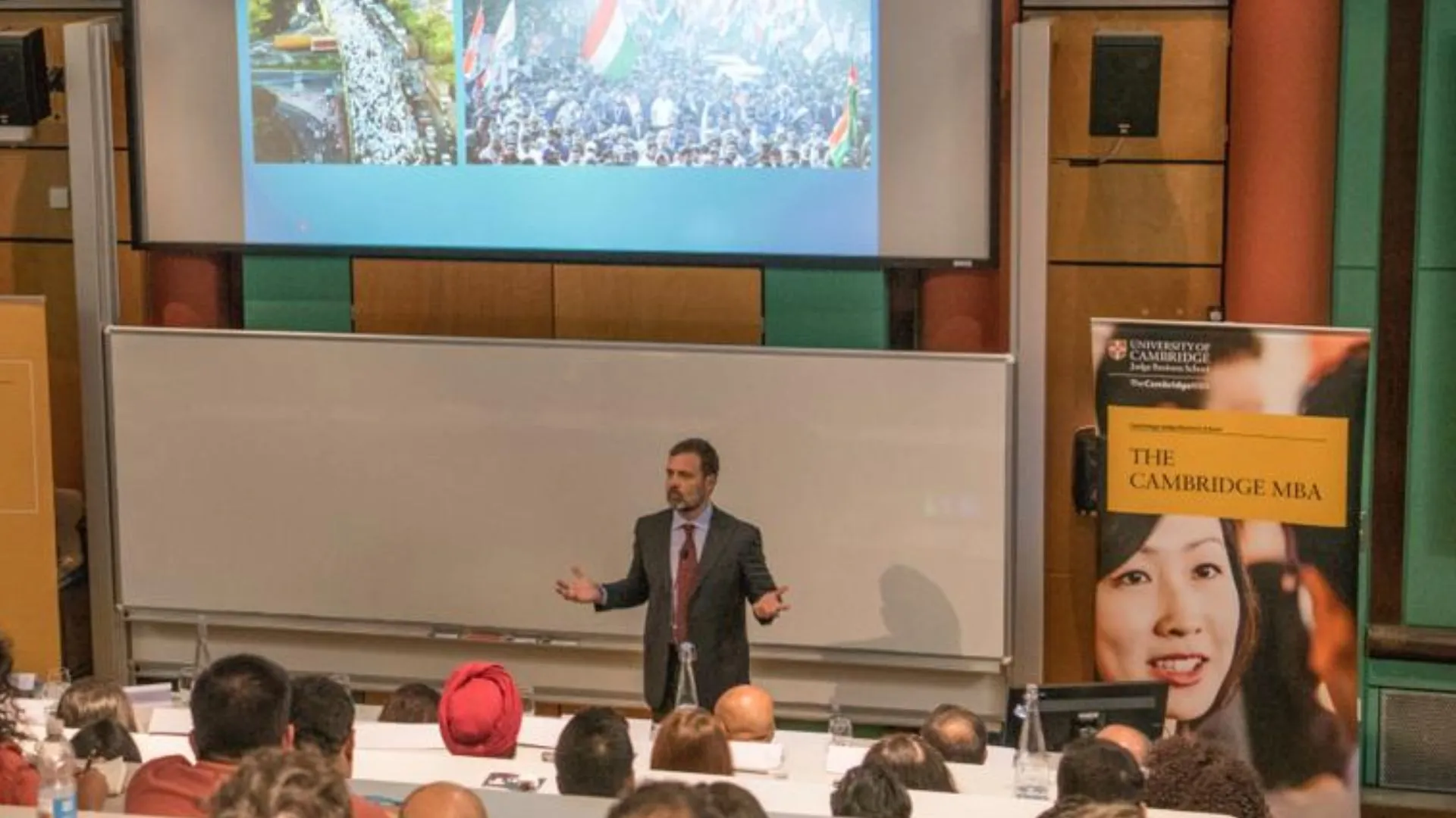 कैम्ब्रिज यूनिवर्सिटी में राहुल गांधी बोले- पेगासस से मेरे फोन की हुई जासूसी, खुफिया अधिकारियों ने कहा था संभल कर बात करें