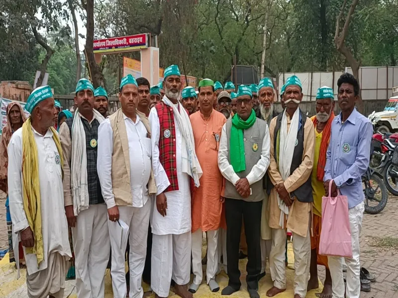 बहराइच: मांगों को लेकर भमकिस राष्ट्रवादी ने किया प्रदर्शन, सौंपा ज्ञापन 