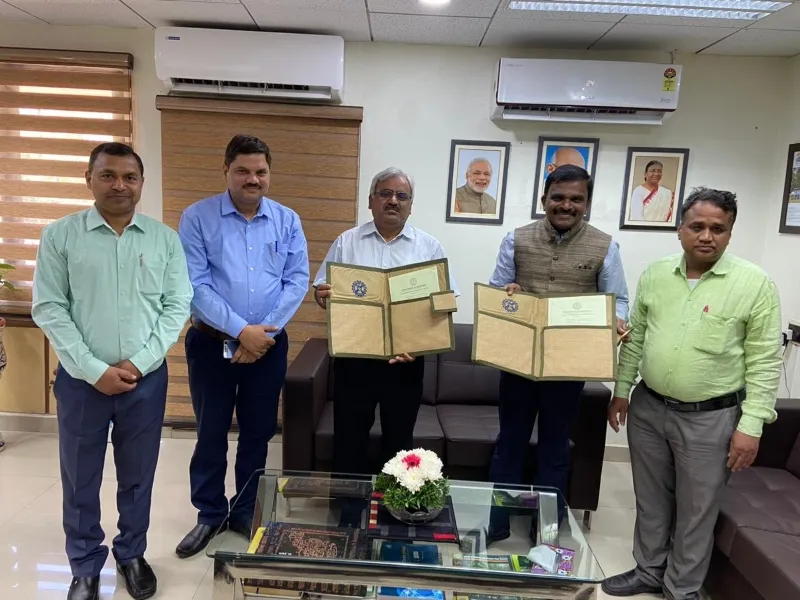 लखनऊ: केंद्रीय सिल्क बोर्ड-केंद्रीय तसर अनुसंधान के साथ मिलकर सीमैप करेगा शोध