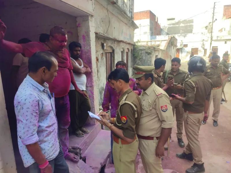 अयोध्या: दो पक्षों में जमकर हुई मारपीट, भाजपा पार्षद पर पिस्टल लेकर दौड़ाने का आरोप 