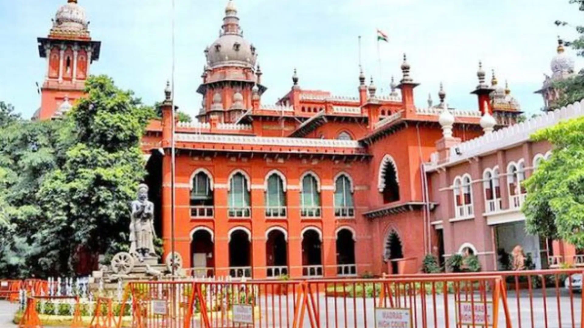 हाईकोर्ट ने अन्नाद्रमुक को महासचिव पद का चुनाव कराने की दी अनुमति 