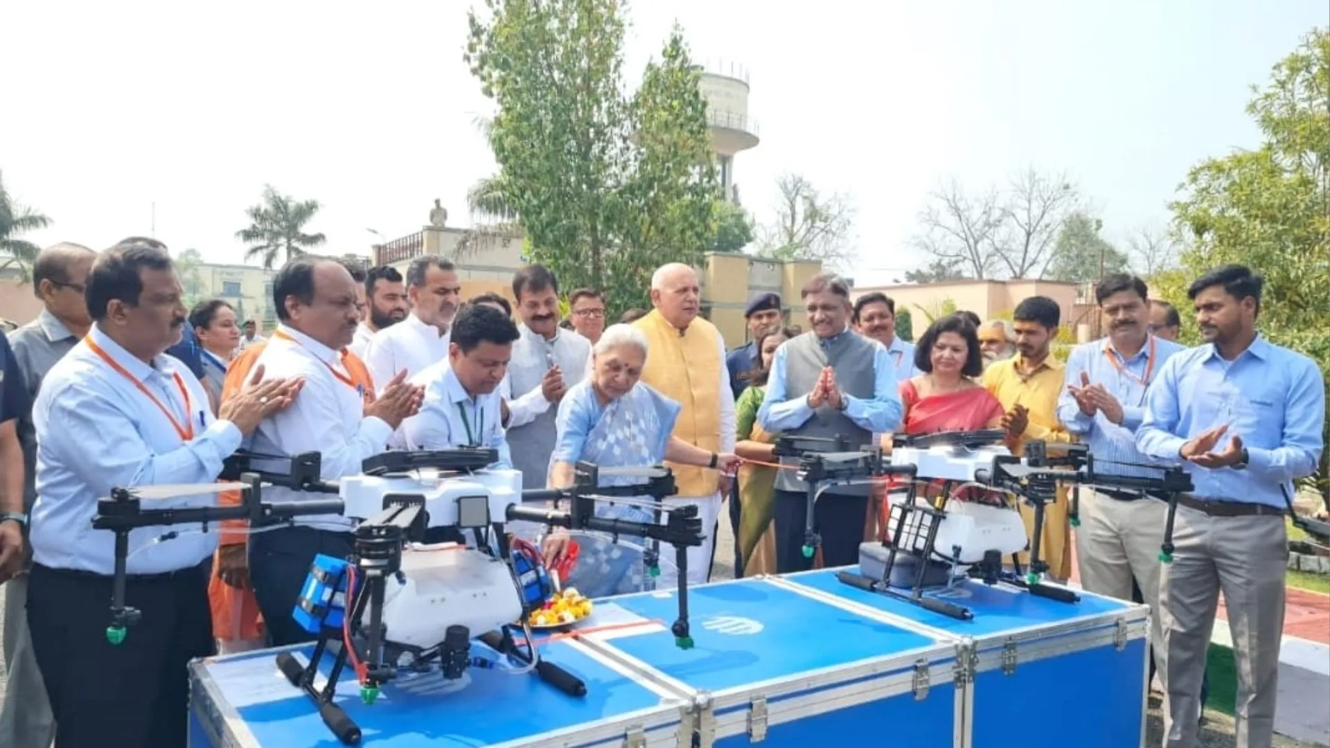 मेरठ: आगे बढ़ते रहे, समाज क्या कहेगा, इसकी फिक्र ना करें- राज्यपाल आनंदीबेन पटेल