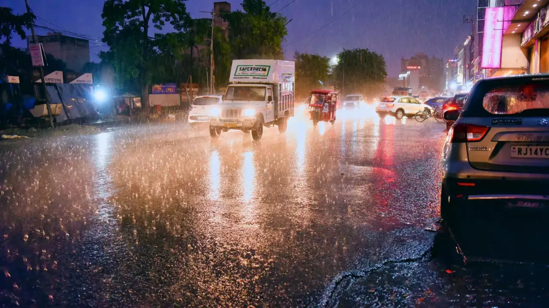 IMD Alert: होली से पहले बदलेगा मौसम का मिजाज! इन राज्यों में होगी बारिश, पड़ेंगे ओले
