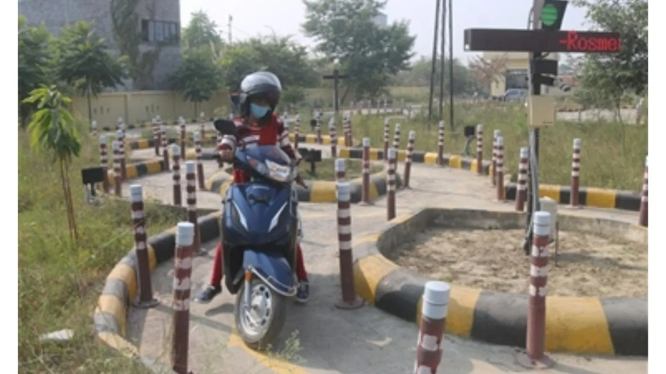 हल्द्वानीः शहर में बनेगा सेंसरयुक्त ऑटोमेटिक ड्राइविंग टेस्ट ट्रैक, एलगोरिद्म बेस्ड होगा ट्रैक