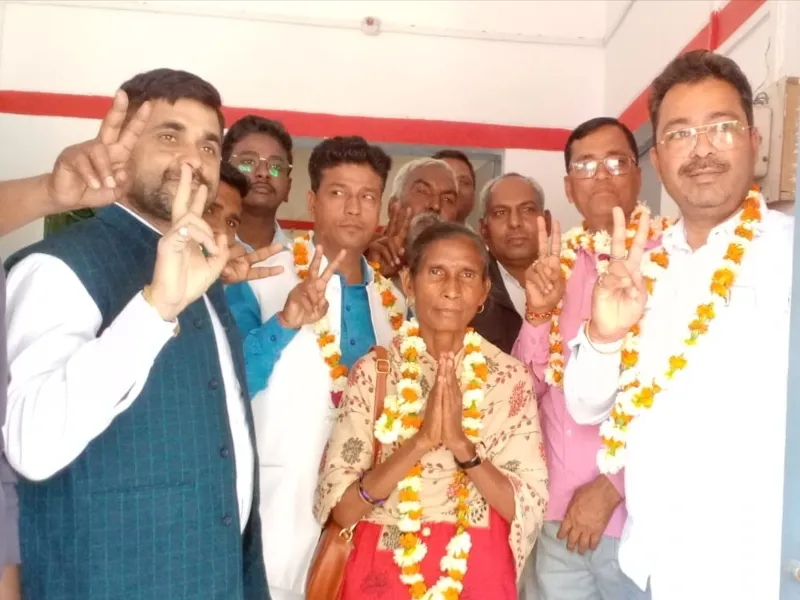 बहराइच: कैसरगंज के देवलखा उपचुनाव में 21 मतों से विजयी हुईं कुमारी आरती