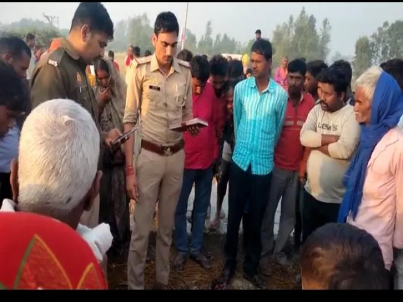 रायबरेली: निर्माणाधीन पुल के नीचे मिला युवक का रक्तरंजित शव, परिजनों ने लगाया हत्या का आरोप 