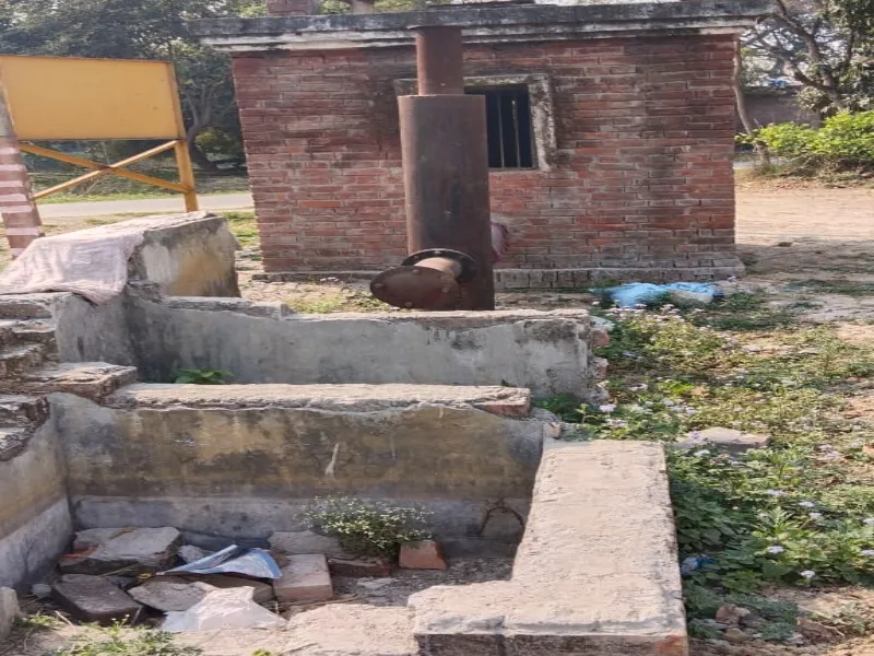 अयोध्या: खराब पड़े हैं सरकारी नलकूप, ऑपरेटरों का भी अकाल 