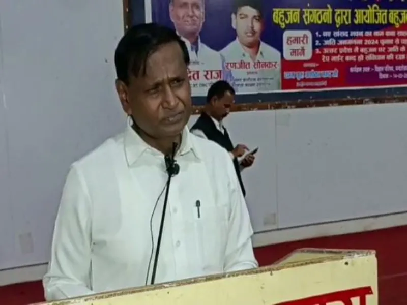 प्रयागराज पहुंचे कांग्रेस नेता उदित राज, बोले - यूपी में कानून व्यवस्था पूरी तरह ध्वस्त 
