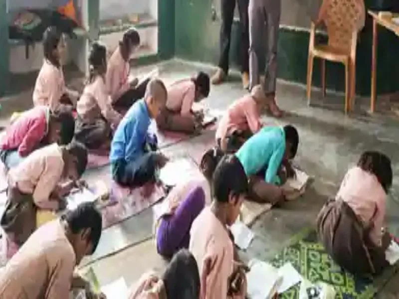 अयोध्या: Board Exam की तर्ज पर अब परिषदीय स्कूलों की परीक्षा में सचल दल का होगा गठन 