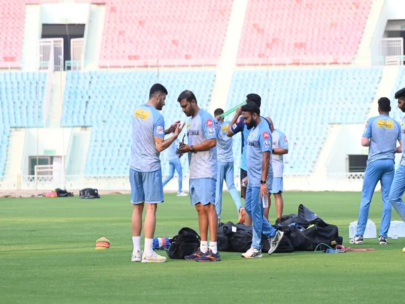 लखनऊ सुपर जायंट्स के सितारों से रोशन हुआ इकाना स्टेडियम