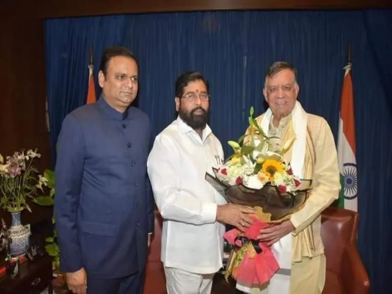 महाराष्ट्र के CM एकनाथ शिंदे ने विधानसभा अध्यक्ष सतीश महाना का स्वागत किया