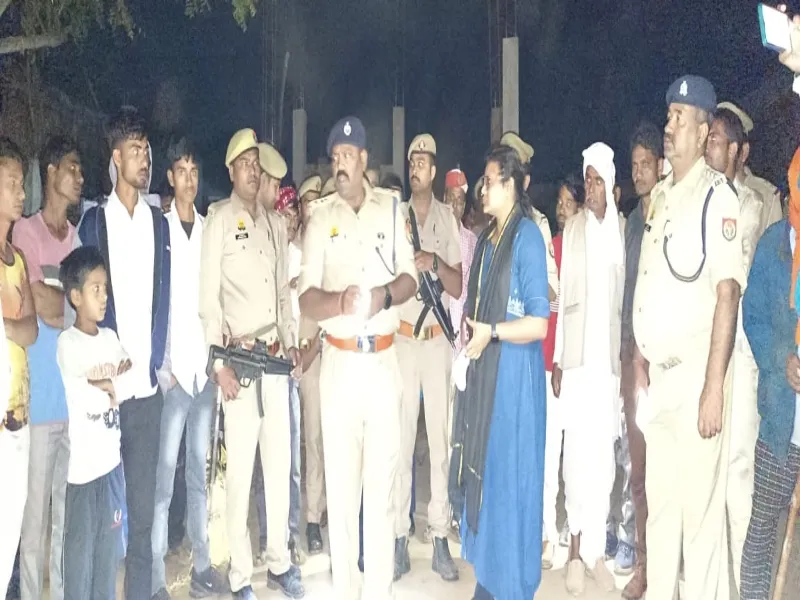 Kanpur News: झोपड़ी में आग लगने से दंपति व तीन बच्चों की झुलसकर मौत