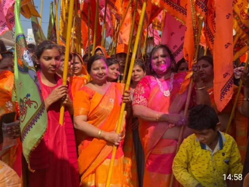 बहराइच: पयागपुर में उड़ा अबीर ग़ुलाल श्याम भजनों पर झूमे भक्त