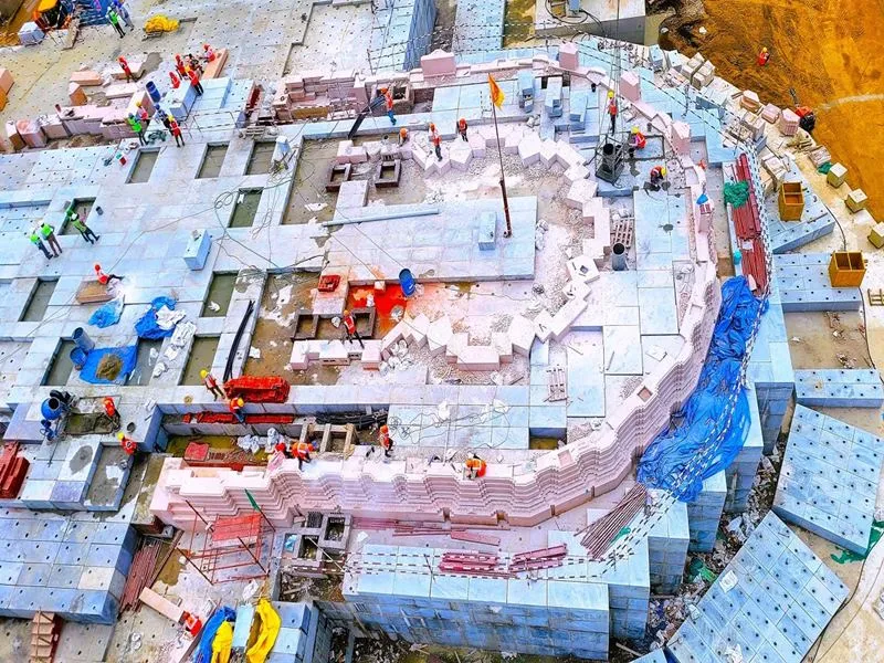 रामभक्तों के लिए खुशखबरी! अयोध्या में बन रहे भव्य राम मंदिर की झलकियां आई सामने, देखें Video