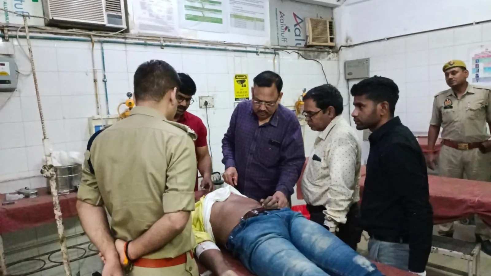 जौनपुर : UP और MP पुलिस ने इनामी अपराधी को मुठभेड़ में मार गिराया 