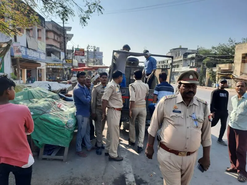 रायबरेली: साथियों संग घूमने गया युवक बाग में मिला अचेत, अस्पताल में हुई मौत 