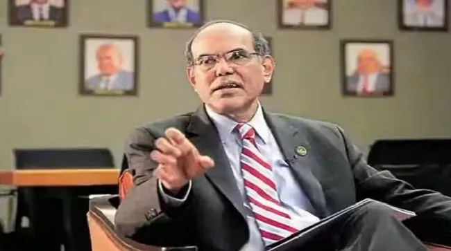 पुरानी पेंशन व्यवस्था की वापसी, आम लोगों की कीमत पर मिलेगा सरकारी कर्मचारियों को फायदा : डी सुब्बाराव