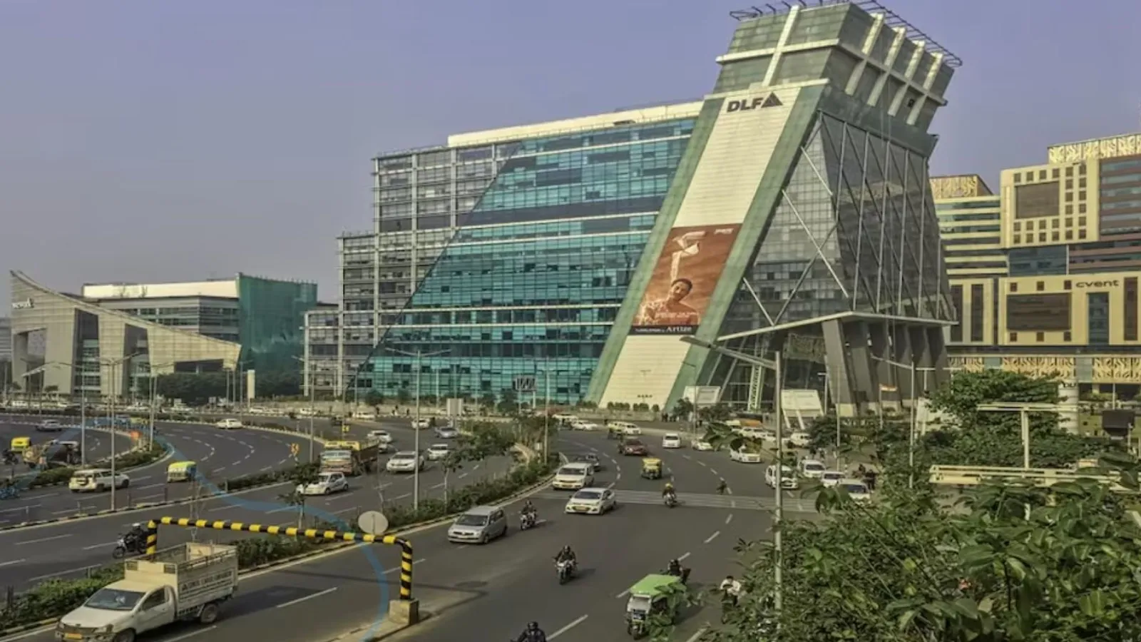 वाह गुरू! 3 दिन में 800000000000 करोड़ रुपए में बिक गए 1137 फ्लैट