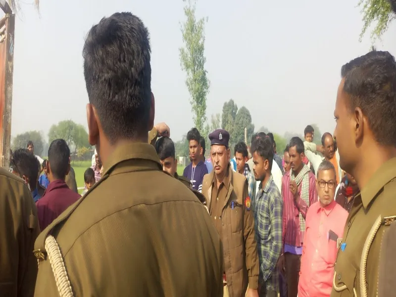 बहराइच: रिश्तेदारी में गए युवक का फंदे से लटकता मिला शव