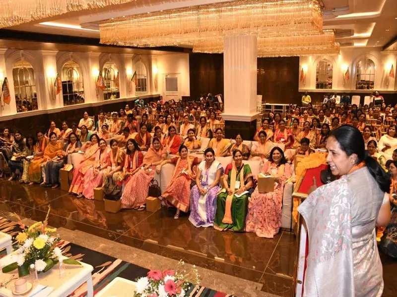 अयोध्या: भाजपा महिला मोर्चा की राष्ट्रीय अध्यक्ष ने कहा- आगामी चुनाव की तैयारी में जुटें कार्यकर्ता