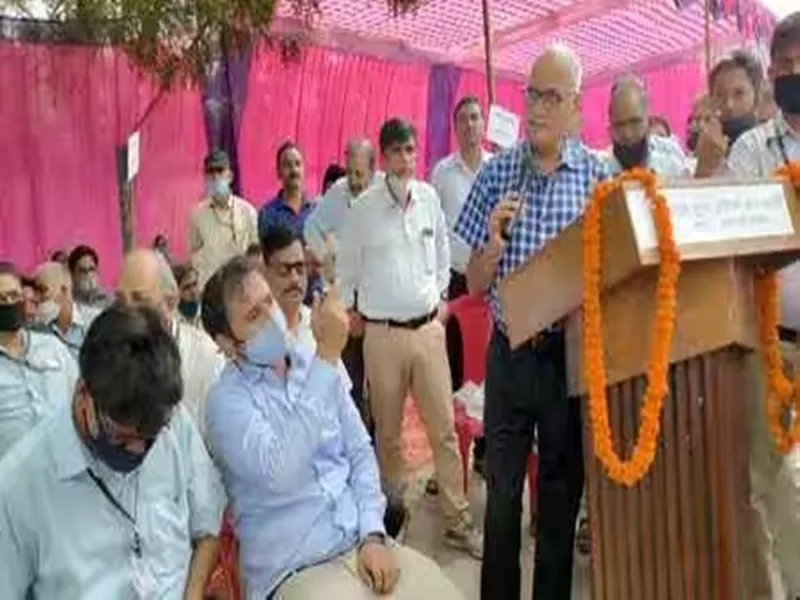 लखनऊ: ताप बिजली घरों में बिजलीकर्मियों की शत प्रतिशत हड़ताल, 1030 मेगावाट की उत्पादन इकाइयां ठप