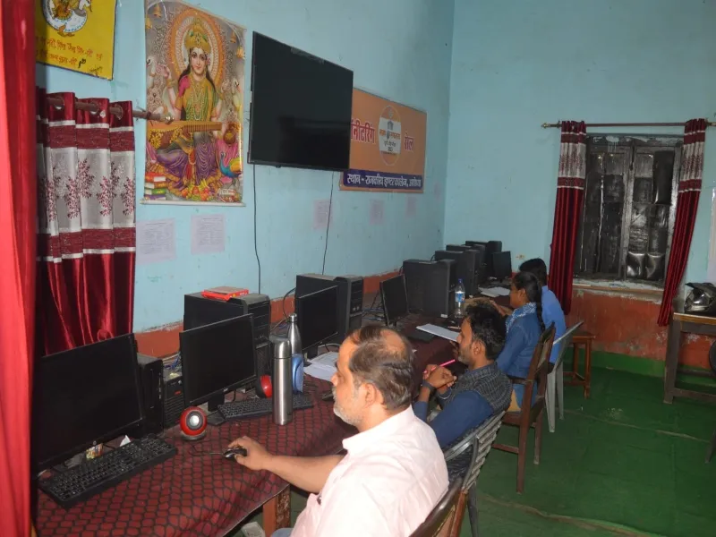 अयोध्या: मूल्यांकन में माध्यमिक शिक्षा बोर्ड के मानकों की जमकर अनदेखी