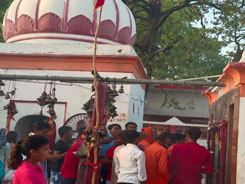 Navratri 2023 : रामायण और दुर्गासप्तशती का मंदिरों में हो रहा पाठ 