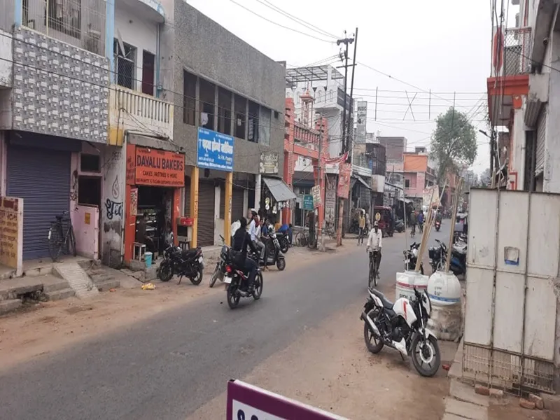 अयोध्या में शुरू हुई बारिश, फसलों व आम के बौर के लिए हो सकती नुकसानदायक