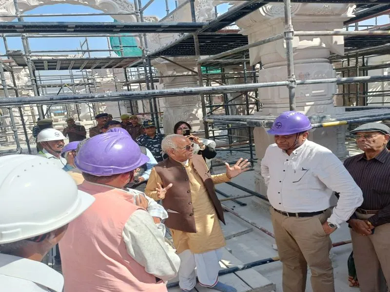 अयोध्या: सूचना एवं प्रसारण मंत्रालय के सचिव ने मंदिर निर्माण स्थल का किया निरीक्षण, कहा- राममंदिर निर्माण से पैदा होंगे विकास और रोजगार के अवसर