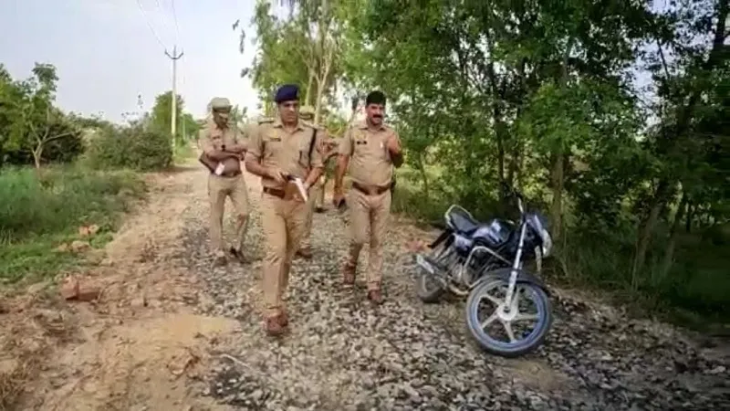 अमरोहा : पुलिस मुठभेड़ में गो तस्कर व सिपाही गोली लगने से घायल